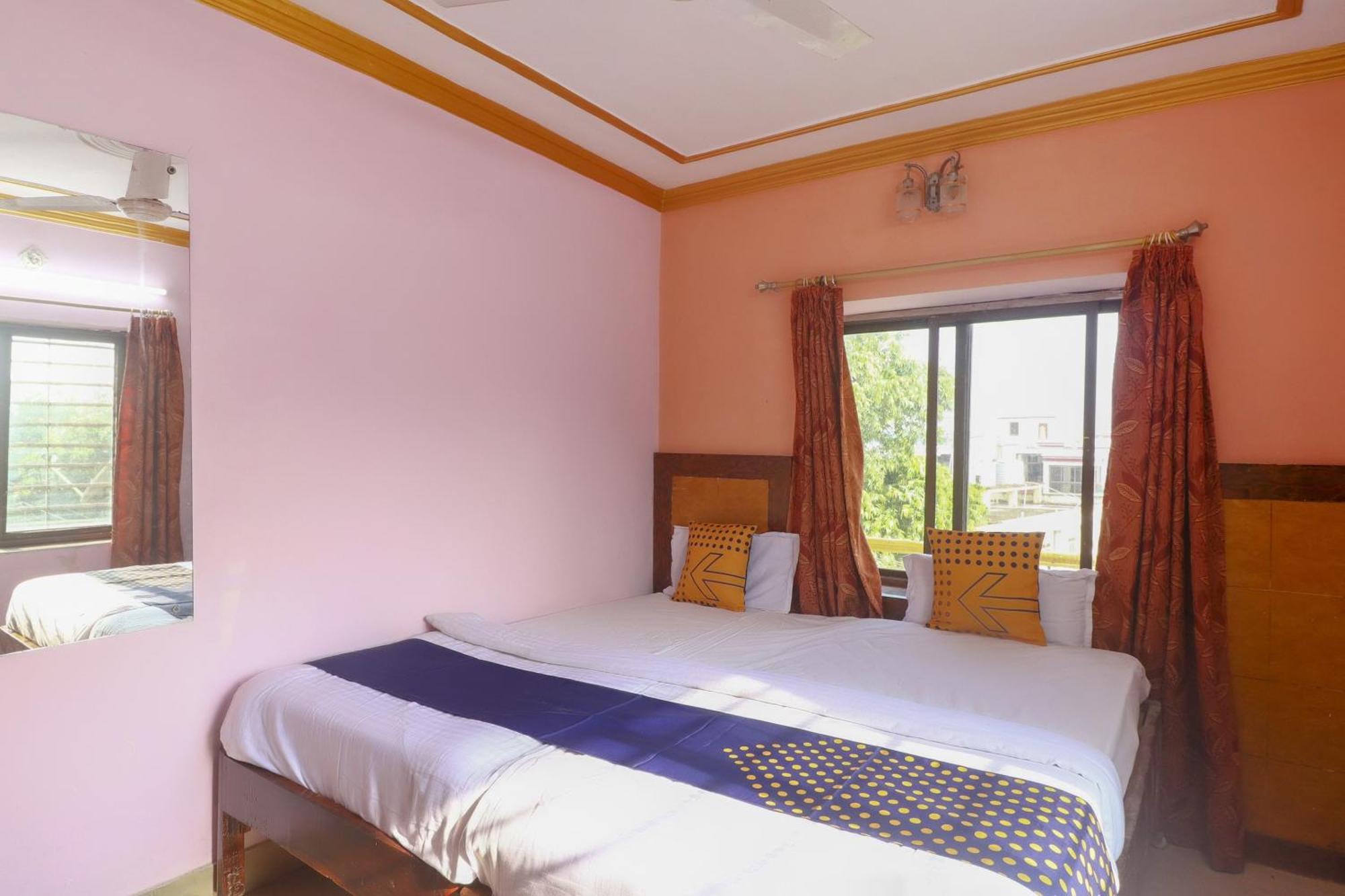 Spot On 75963 Hotel Prince Bodh Gaja Zewnętrze zdjęcie